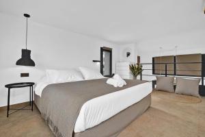 San Marino Luxury Suites #3