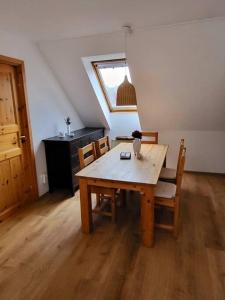 Wohnung am Meer mit Garten