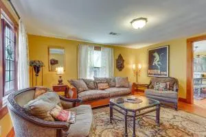 Fayetteville Home with Patios Near Town and University - West Fork