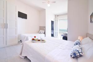 Deluxe Double or Twin Room with Sea View