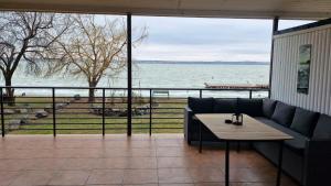 RoApart Riva Lake Studiouri si Apartamente 2-3 camere cu vedere lac -parcare privata - Apartmány, Mamaia