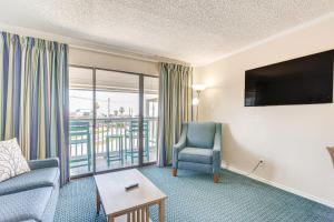 Galveston Condo with Beach Access Near Moody Gardens