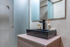 Blue Horizon Apartment by HelloVacations