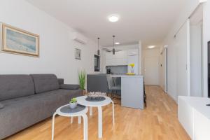Central luxury apartment 