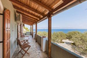 Elegance Villa: Classy Paradise w a private beach