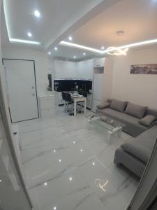 Λαμπερό Διαμέρισμα 1