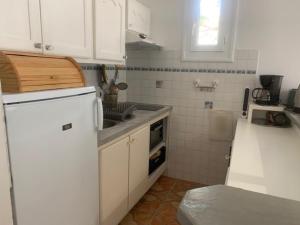 T2 lumineux avec balcon près des Thermes - FR-1-503-144