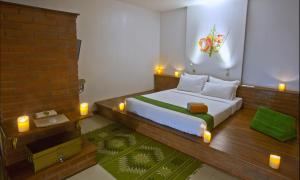 Thanakha Inle Hotel