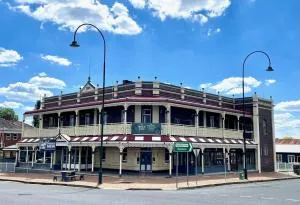 The Bolt Inn - Guyra