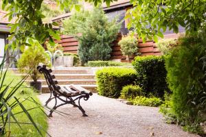 Стальовата Къща - Stalyovata House