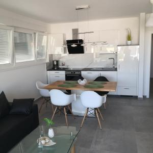 Apartman Apartments Mio Novalja 