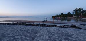 Tóparti Villa - Balatonboglár