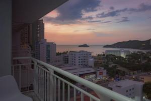 APARTAMENTO CON HERMOSA VISTA AL MAR