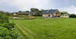 Sealect-Hus-5-direkt-an-der-Nordsee-nahe-St-Peter-Ording-mit-Sauna-Whirlpool-und-Kamin - Wesselburenerkoog