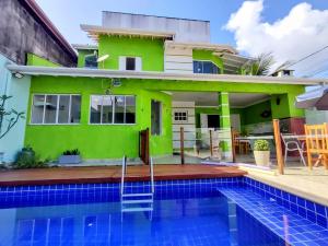 casa com piscina