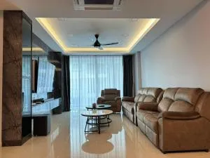 Trival Luna Homestay Sri Indah Sandakan - Kampong Ayer