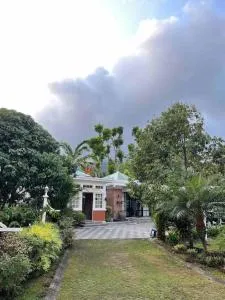 Kallista Villas Kalibaru - Genteng