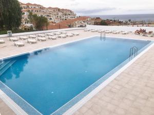 Apartamento Birgitt en Aloha Garden con vista mar y piscina