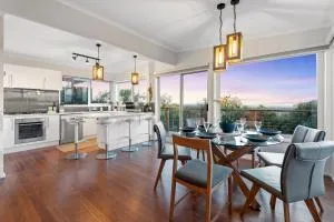 Oceanview 3-Bed Family Home with Cinema Room - Main Ridge