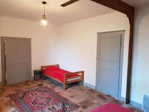 Gîte cosy et indépendant avec terrasse, jardin clos, internet 4G, tout compris - Bengy-sur-Craon - FR-1-586-34