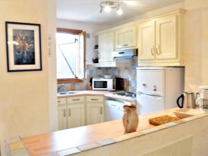 Appartement cosy 3P, 6 pers, plage à pied, parking, navette gratuite, La Croix-Valmer - FR-1-226B-183