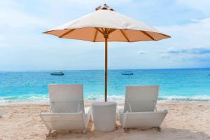 Lembongan Beach Club & Resort