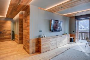 Simona Luxury Apartment few steps from ski - Happy Rentals