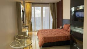 Nagoya thamrin city apartement Tower B lvl 12 free Netflix