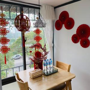 Domino Home with Banlcony Lake View