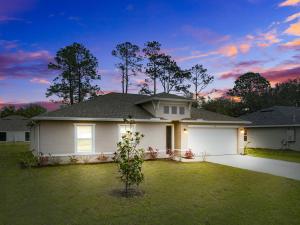 Coastal Vibes & Family Fun-Spacious 3BR, Kidz Zone, Desirable Neighborhood