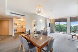 Breezy Harbourfront Resort Escape with Tropical Pool