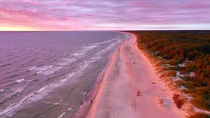 Saulėlydžio namas Kunigiškėse