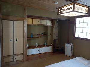 Luck House Guest Huose