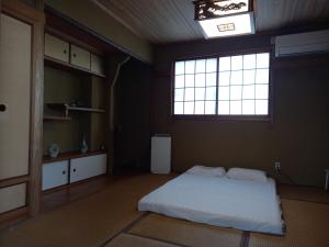 Luck House Guest Huose