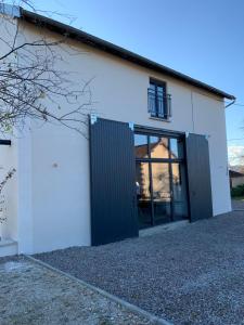 Grange 5 minutes du centre-ville et gare avc wifi