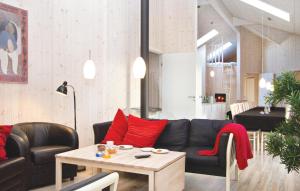 Cozy Home In Vejers Strand With Wifi