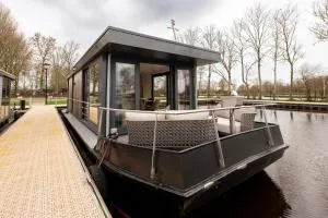 Welcome in - Houseboat - Paviljoenwei 4 - Sneek 'Boatique Sneek' - Terzool