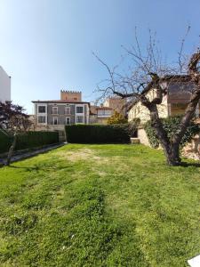 CASITA ENFRENTE DEL CASTILLO DE MEDINA