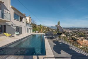 Superbe Villa vue Mer Époustouflante proche Cannes