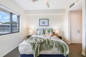 Waterfront Wonder Expansive Indoor-Outdoor Haven