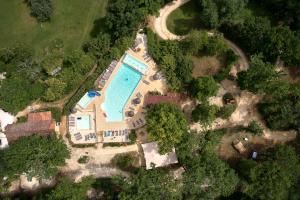Tentes de luxe Glamping Les Eyzies : photos des chambres