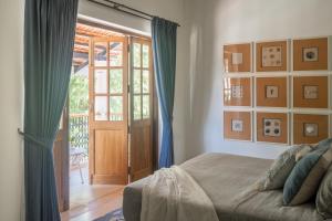 ELIVAAS 3 BHK with Pvt Pool - Panache