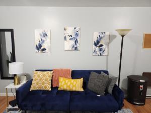 Entire 2-BED Private Apt - EWRNYCOUTLET MALL