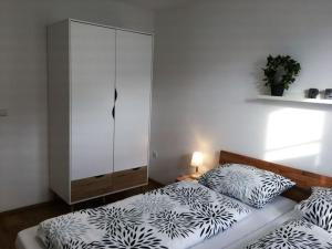 City Whispers 2 Comfortable Vacation Home