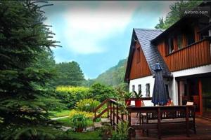 Ferienhaus Jägerhaus Oppach Alleinlage mit See