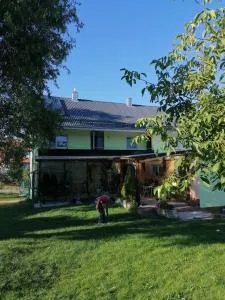 Ferienwohnung Renner ca 100 qm - Mindersdorf