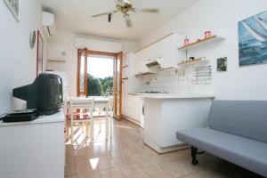 Trilocale a 50mt dal mare di Marcelli - M125