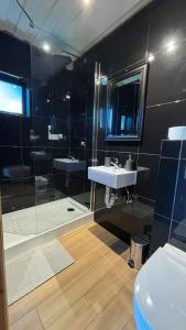 French Andes Apart Hostel