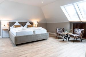 Junior Suite with City View room in Zum Landsberger Hof