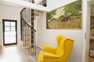 nah am Meer, ruhige Lage, gratis Nutzung vom AHOI Erlebnisbad und Sauna in Sellin - Haus Büdnerstube FeWo 1